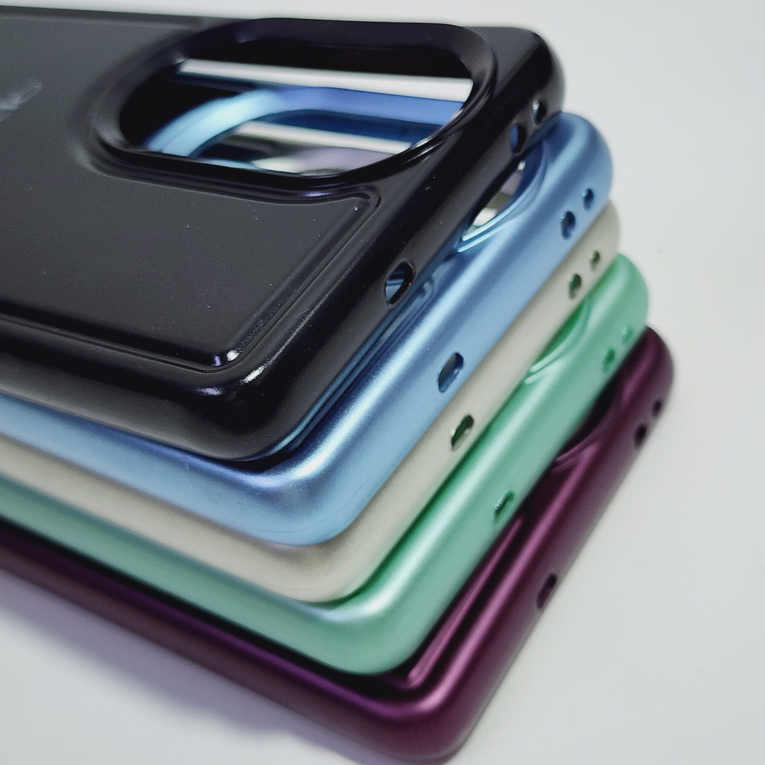OPPO Reno 10 & 10 Pro Metallic Finish Back Cover – BT Limited Edition Store