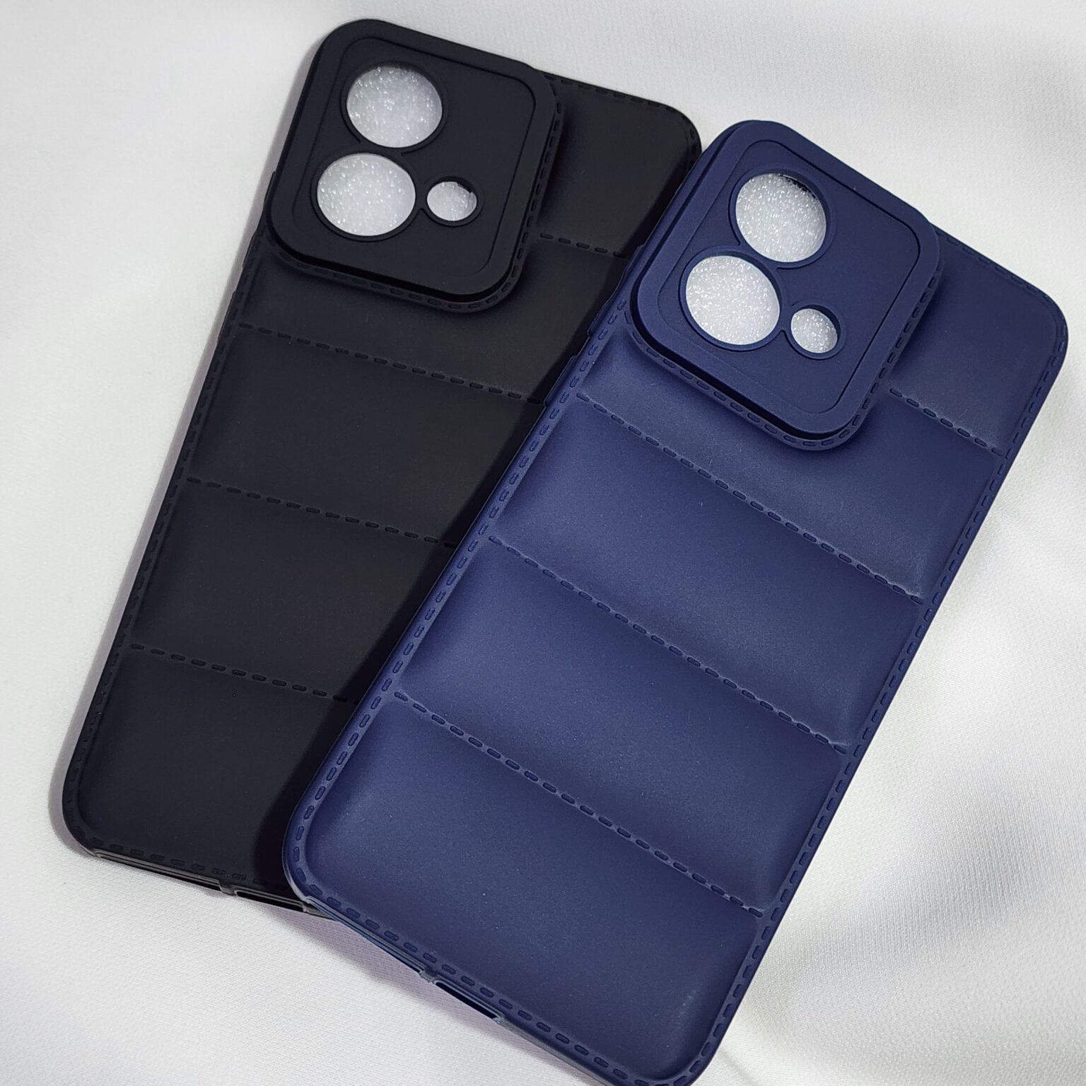 Moto Edge 40 Neo Stylish Puffer Back Cover – BT Limited Edition Store