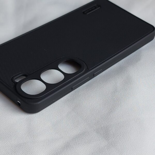 Vivo Y300 Black Nilkin Back Cover with cloth inside - Image 2