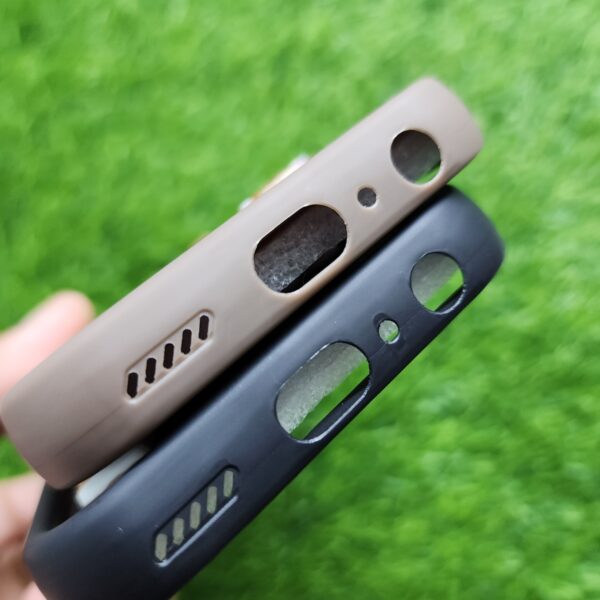 OPPO Reno 7 Silicone Stylish Coffee Faces Back Cover - Image 3