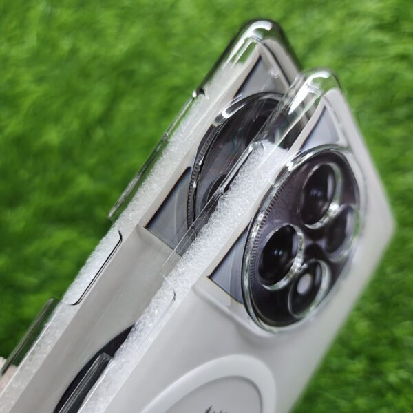 OnePlus 11R Crystal Transparent Magsafe PC Hard Back Cover - Image 4
