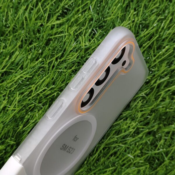 Samsung S23