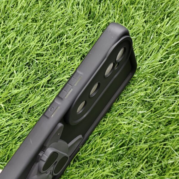 Vivo V40 Stylish Silicon Dog Back Cover - Image 3
