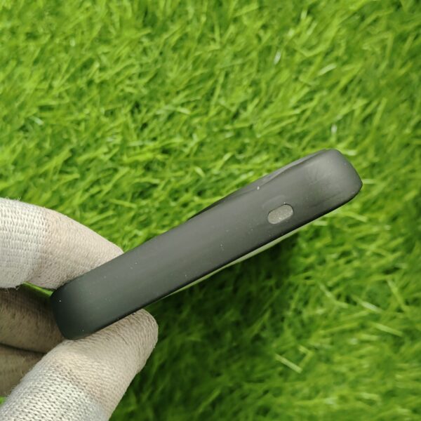 Vivo V40 Stylish Silicon Dog Back Cover - Image 5