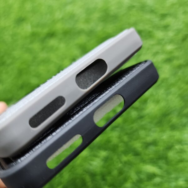 Vivo V40e & iQOO Z9s Premium Tiger Back Cover - Image 3