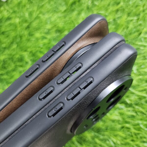 Xiaomi 15 Ultra Premium Leather Finish Back Cover - Image 3