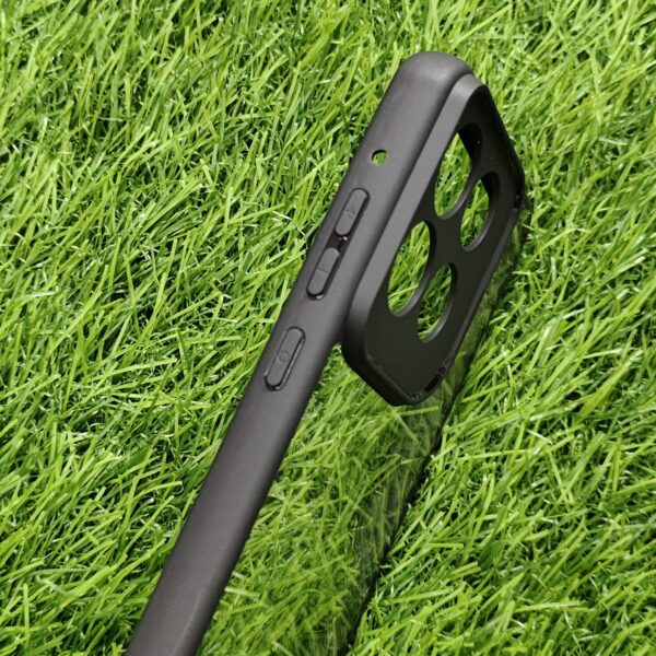 Moto Edge 60 Stylus Premium Transparent Doyers Back Cover - Image 3
