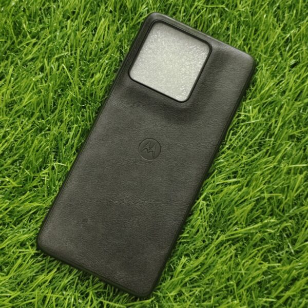 Moto Edge 60 Fusion Premium Leather Finish Back Cover - Image 8