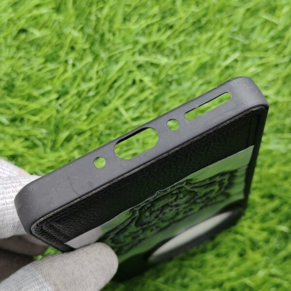 Oneplus 13 Premium Tiger Back Cover - Image 4
