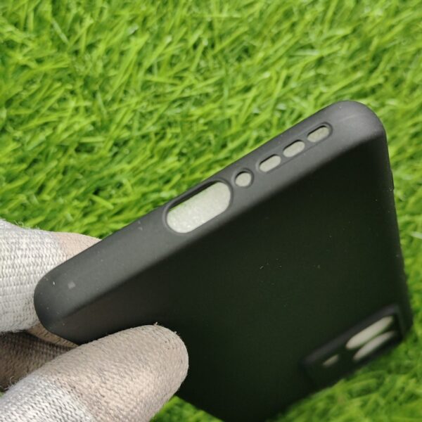 Moto Edge 40 Neo Original Paper Silicone Back Cover - Image 4