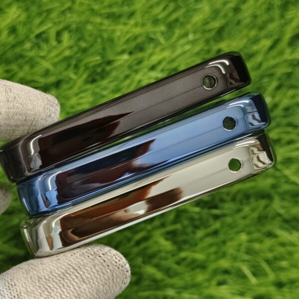 Google Pixel 9a Stylish Transparent Chrome PC Hard Back Cover - Image 5