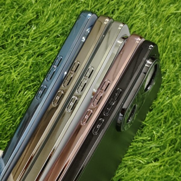 Vivo V50 & V50E Luxury Matte Chrome Finish Back Cover - Image 3