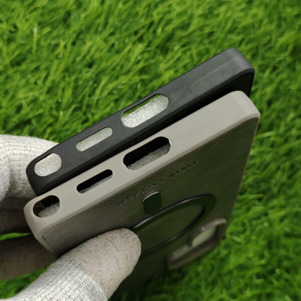 Samsung S25 Ultra Luxury Leather Back Cover with Magsafe - Image 4