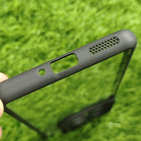 Moto Edge 60 Pro Premium Transparent Doyers Back Cover - Image 4