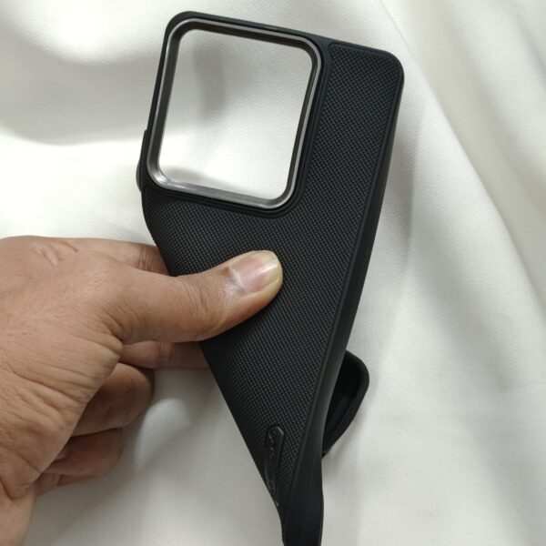 Realme GT 7T Black Nilkin Back Cover with cloth inside - Image 8