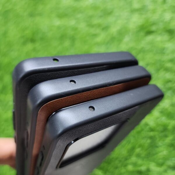 Moto Edge 60 Stylus Premium Leather Finish Back Cover - Image 3