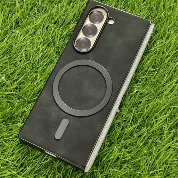Samsung Fold 6 Luxury Leather Back Cover with Magsafe - Image 3