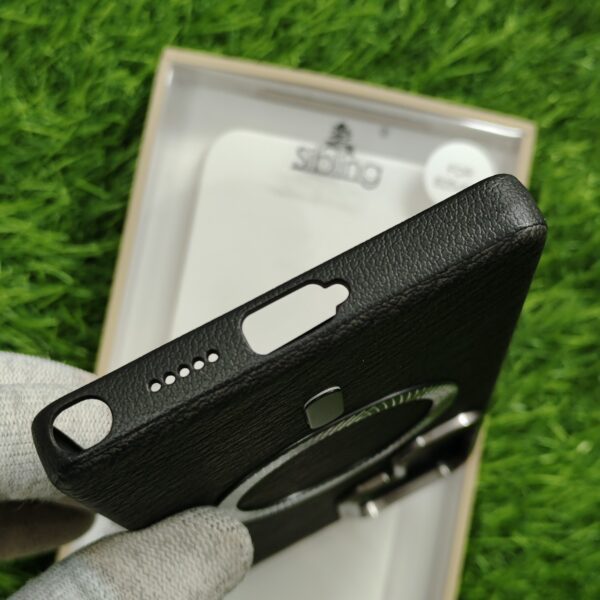 Samsung S24 Ultra Sibling Luxury Leather Back Cover with Magsafe - Image 4