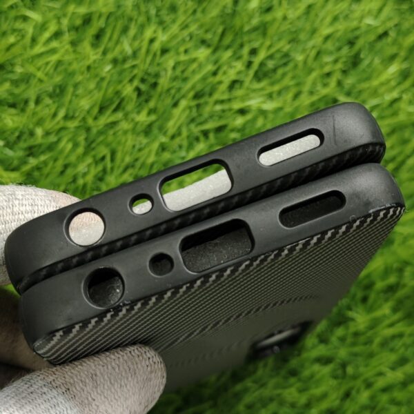 Oneplus Nord CE 4 Lite Premium Carbon Back Cover With Soft Cloth Inside - Image 4