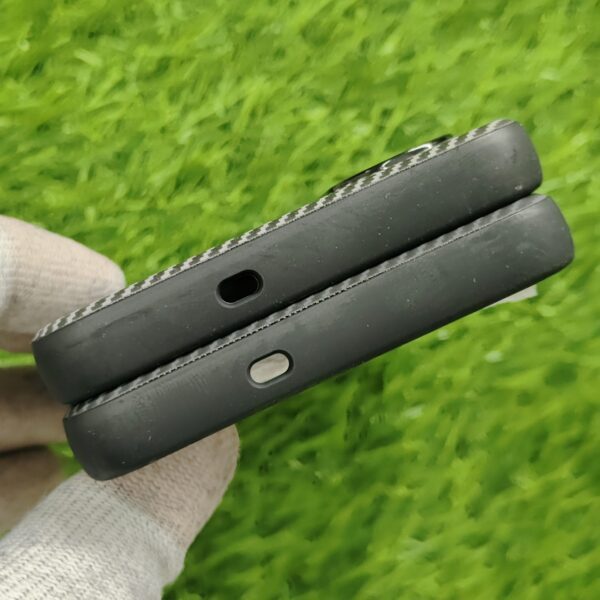 Oneplus Nord CE 4 Lite Premium Carbon Back Cover With Soft Cloth Inside - Image 5