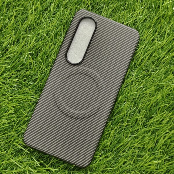 Oneplus Nord CE 4 Lite Premium Carbon Back Cover With Soft Cloth Inside - Image 8