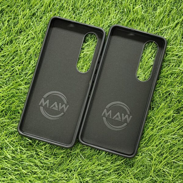 Oneplus Nord CE 4 Lite Premium Carbon Back Cover With Soft Cloth Inside - Image 6