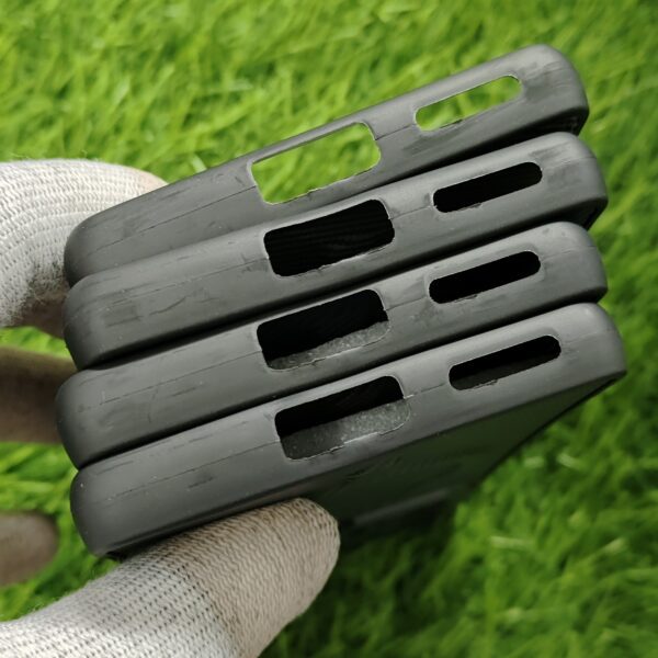 Moto Edge 50 Fusion & G96 Premium Carbon Design Magsafe Back Cover - Image 4