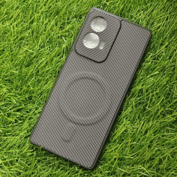 Moto Edge 50 Fusion & G96 Premium Carbon Design Magsafe Back Cover - Image 6