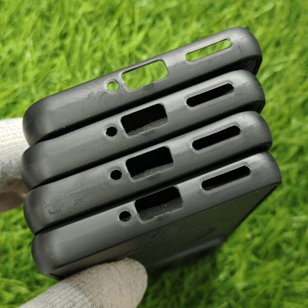 Moto Edge 50 Pro Premium Carbon Design Magsafe Back Cover - Image 4