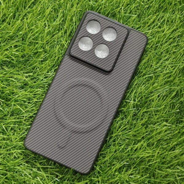 Moto Edge 60 Pro Premium Carbon Design Magsafe Back Cover - Image 7