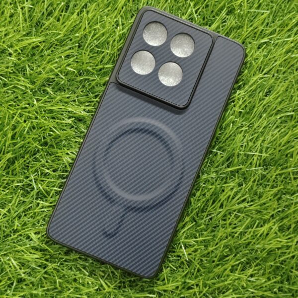 Moto Edge 60 Pro Premium Carbon Design Magsafe Back Cover - Image 8