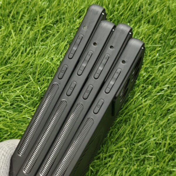 Moto Edge 60 Stylus Premium Carbon Design Magsafe Back Cover - Image 3