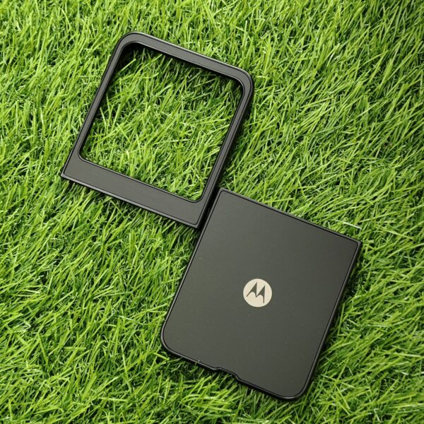 Moto Razor 60 Premium Leather Back Cover With Soft Cloth Inside - Image 3