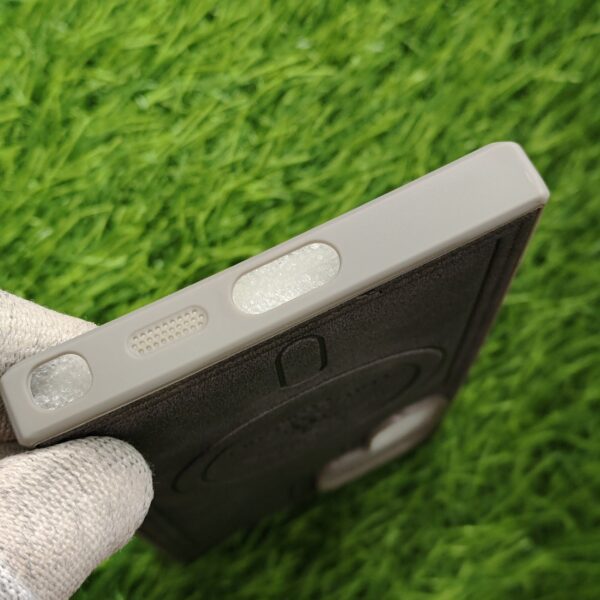 Samsung S25 Ultra Premium Polo Leather Magsafe Back Cover - Image 4