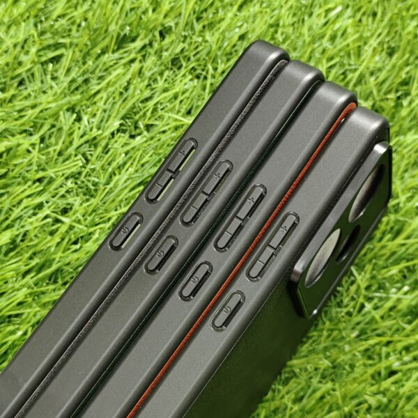 Realme GT 7 Premium Leather Finish Back Cover - Image 3