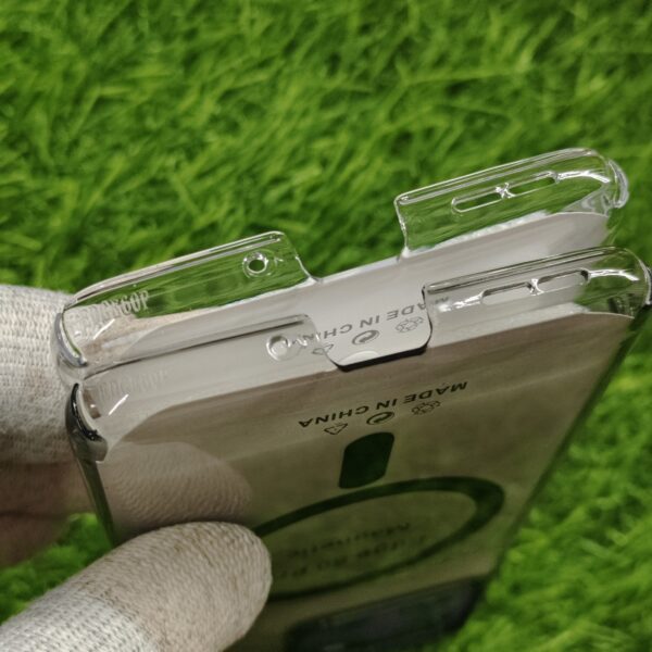 Moto Edge 60 Pro Magsafe Transparent PC Hard Crystal Back Cover - Image 4