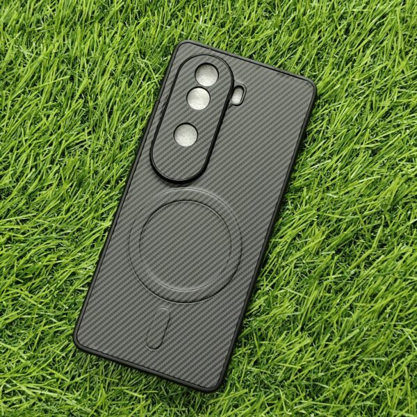Vivo V40E & iQOO Z9s Premium Carbon Design Magsafe Back Cover - Image 8