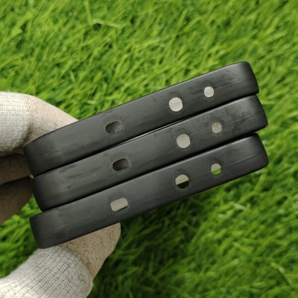 Oppo Reno 13 Premium Carbon Design Magsafe Back Cover - Image 5
