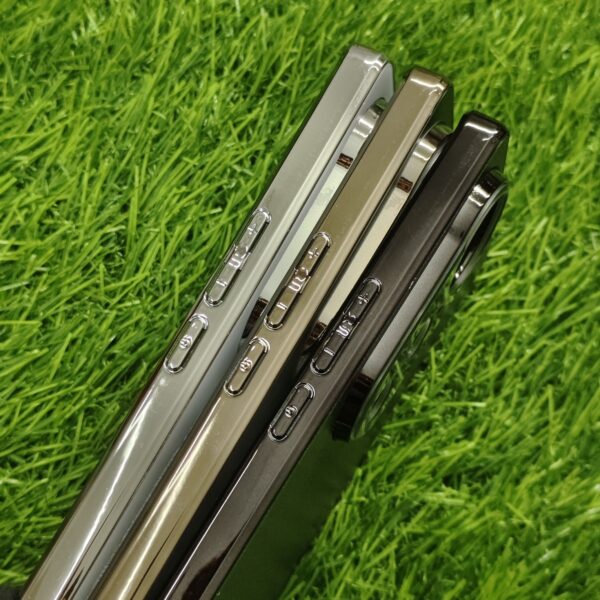 Vivo V40 & V40 Pro & T3 Ultra Luxury Matte Chrome Finish Back Cover With Camera Protection - Image 3