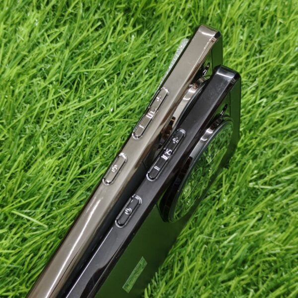 Oneplus 12R Luxury Matte Chrome Finish Back Cover With Camera Protection - Image 3