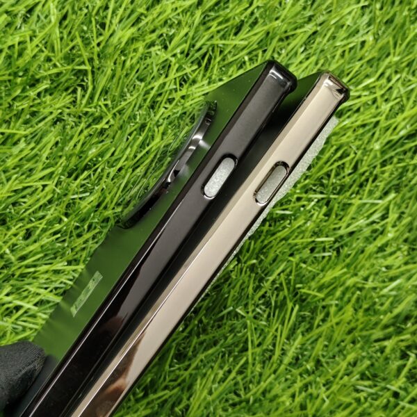 Oneplus 12R Luxury Matte Chrome Finish Back Cover With Camera Protection - Image 5