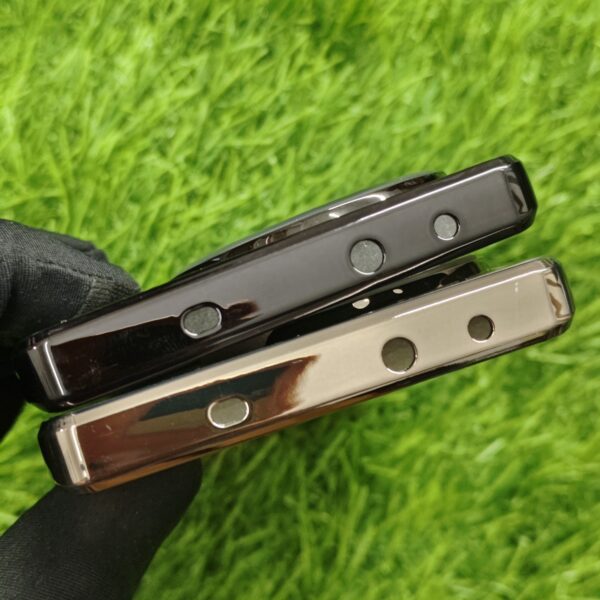 Oneplus 12R Luxury Matte Chrome Finish Back Cover With Camera Protection - Image 6