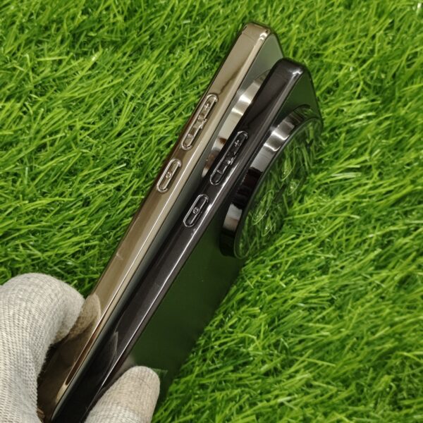 Vivo X200 Pro Luxury Matte Chrome Finish Back Cover With Camera Protection - Image 3