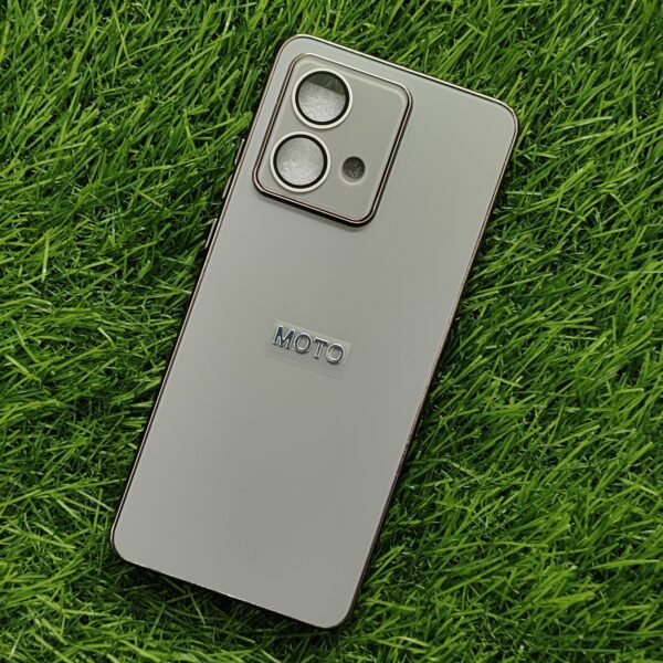 Moto Edge 40 Neo Luxury Matte Chrome Finish Back Cover With Camera Protection - Image 6