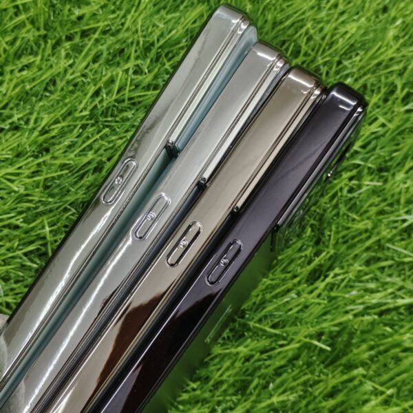 Oneplus 10R Luxury Matte Chrome Finish Back Cover With Camera Protection - Image 3