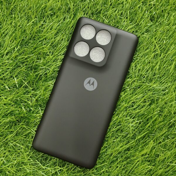 Moto Edge 60 Fusion Silicon Back Cover With Soft Cloth inside - Image 9