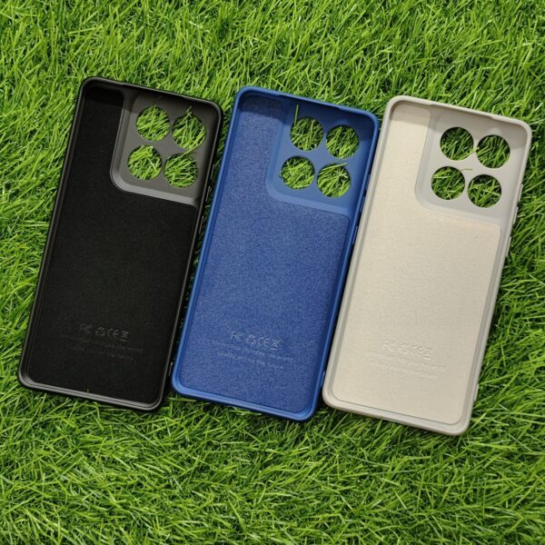 Moto Edge 60 Fusion Silicon Back Cover With Soft Cloth inside - Image 6