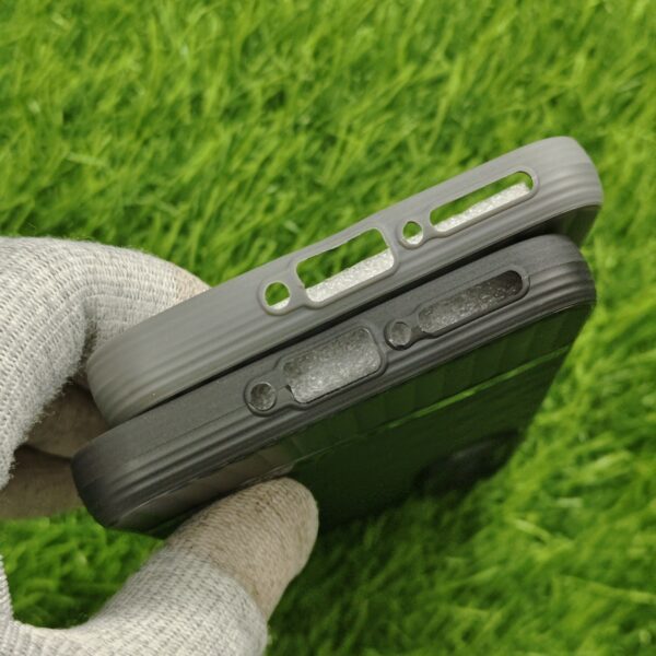 Oneplus Nord 5 Silicone Bumper Back Cover with soft cloth inside - Image 4