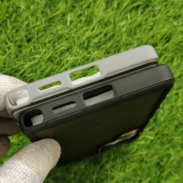 Samsung S25 Ultra Honeycomb Textured Magsafe Back Cover - Image 4
