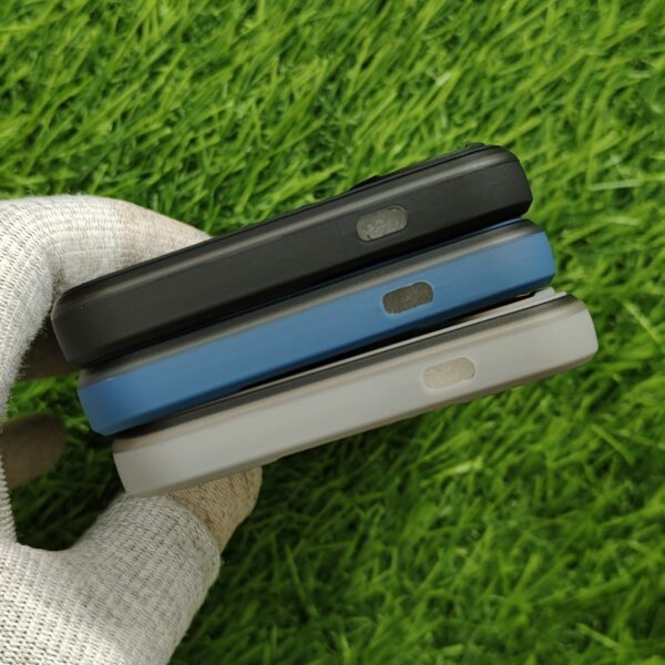 Samsung S24 & S25 Honeycomb Textured Magsafe Back Cover - Image 5
